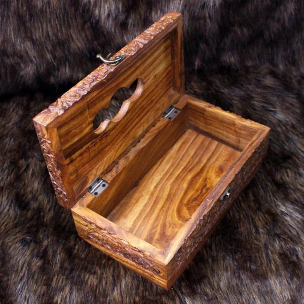The Artisan Heritage Rosewood Gallery – Hand-Carved Floral Tissue Box