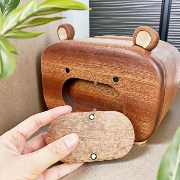 The Artisan Walnut Bear Sentinel – Handcrafted Solid Wood Tissue & Accessory Gallery