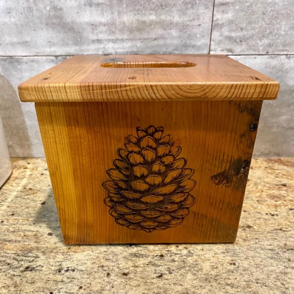 The Missouri Woodland Sentinel – Handcrafted Reclaimed Pine Tissue Gallery