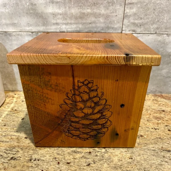 The Missouri Woodland Sentinel – Handcrafted Reclaimed Pine Tissue Gallery